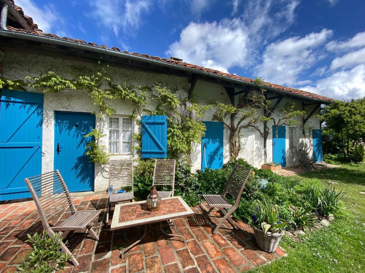 Domaine Du Tafiart Bed and Breakfast Sarron Εξωτερικό φωτογραφία