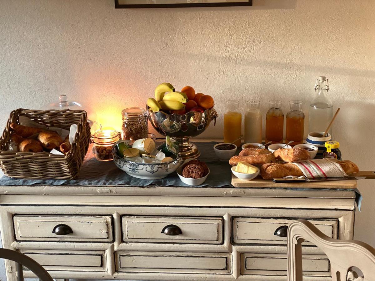 Domaine Du Tafiart Bed and Breakfast Sarron Εξωτερικό φωτογραφία